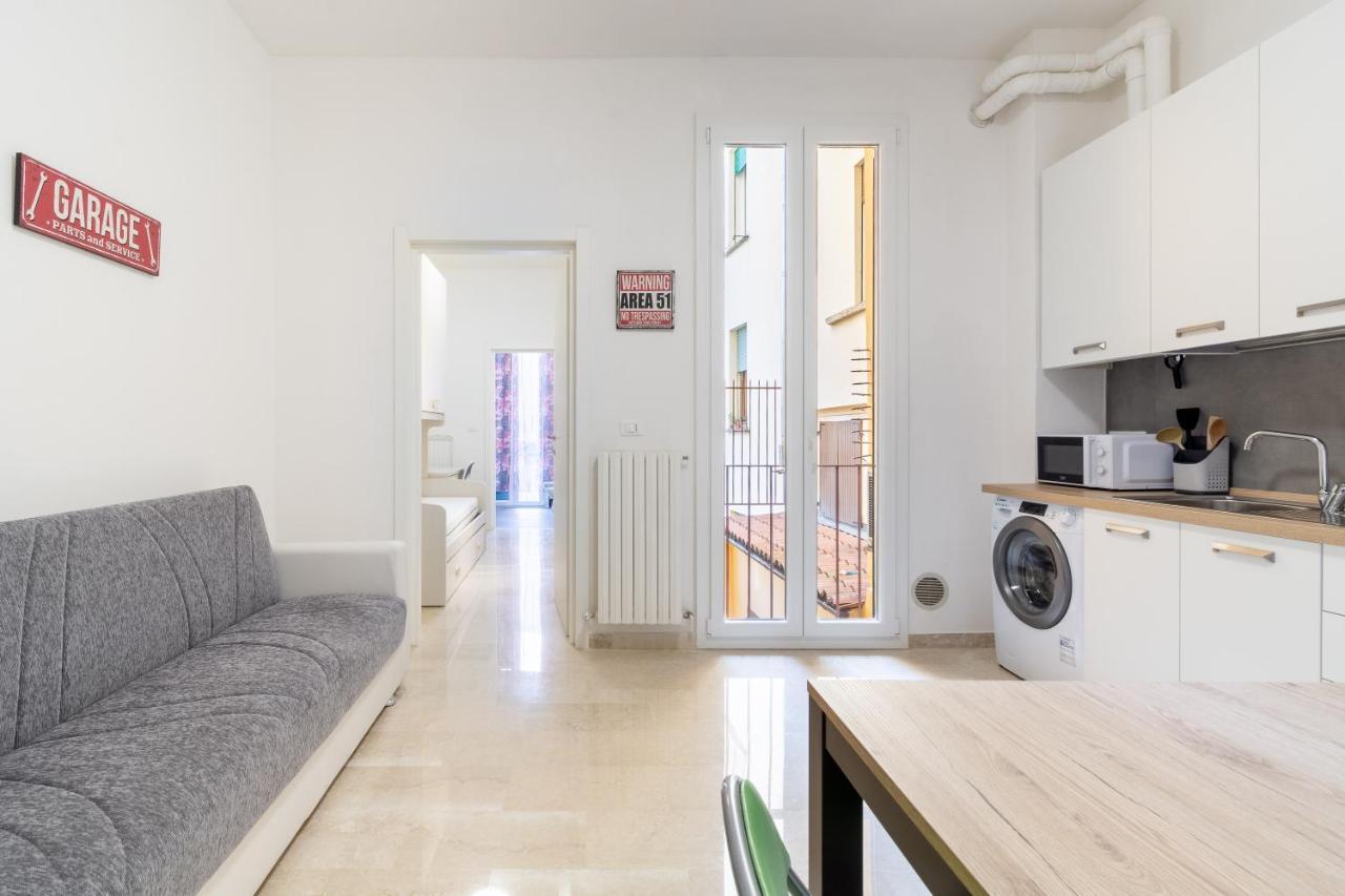 Housmart San Carlo 17 Lägenhet Bologna Exteriör bild