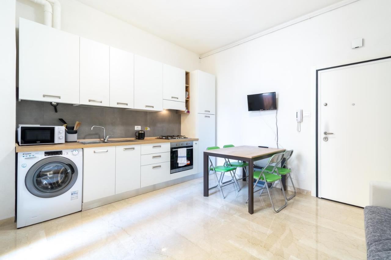 Housmart San Carlo 17 Lägenhet Bologna Exteriör bild
